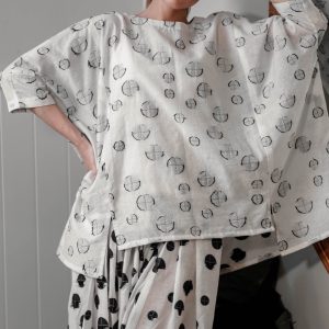 Boxy shirt with textured  shalwar